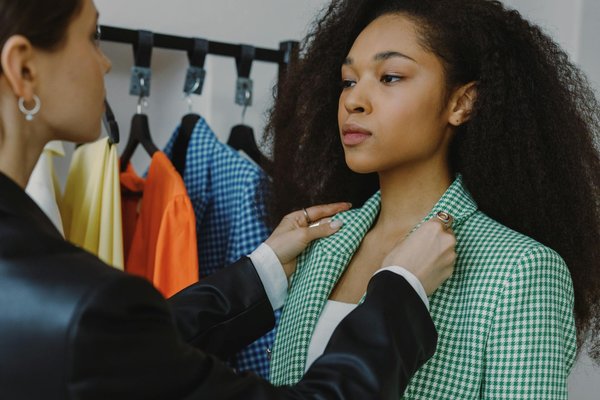 Découvrez les chaussons hommes : confort et style à la clé