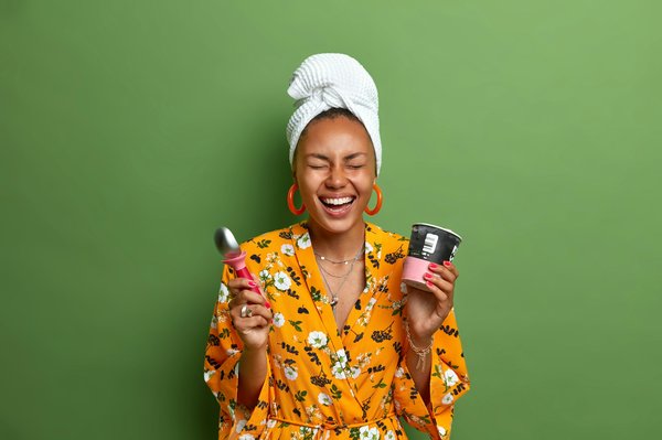 Quels conseils pour choisir des robes en dentelle pour des événements estivaux?