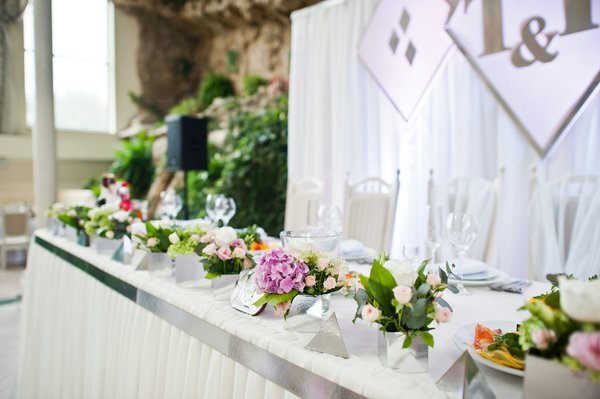 Confiez votre décoration florale mariage à des professionnels dans le domaine